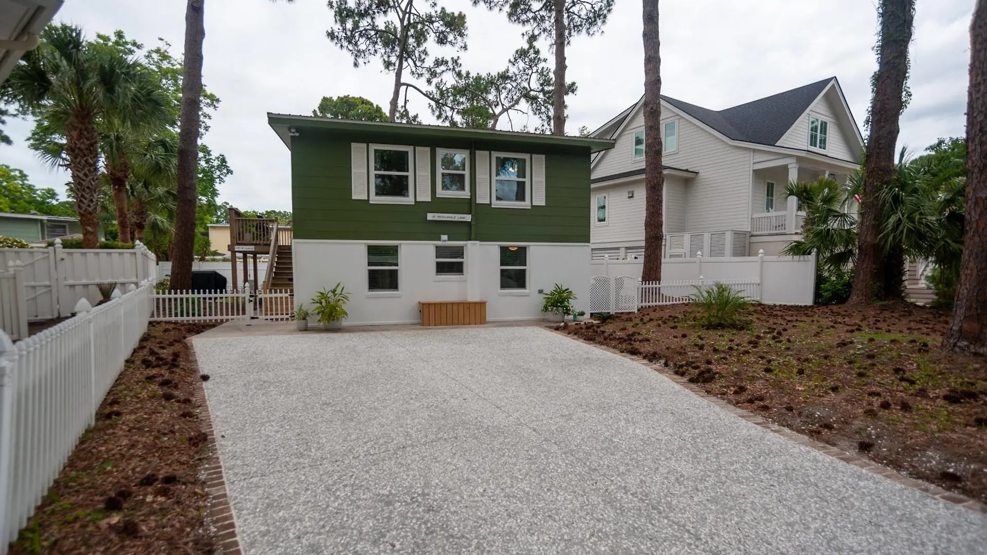 Newly Renovated Duplex, Upper Unit, 4Th Row From The Beach Hilton Head Island 0*,